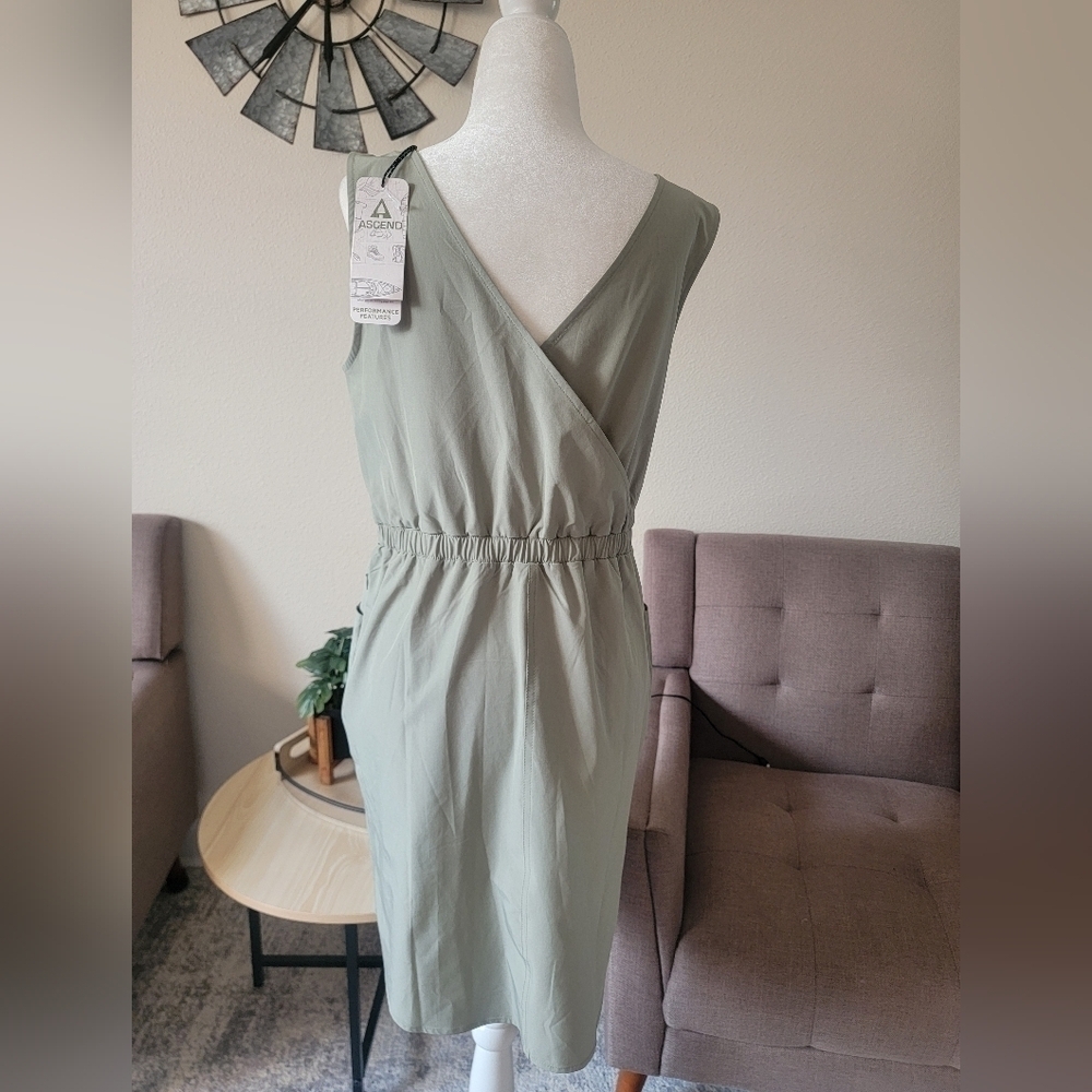 Ascend Stretch Woven Dress for Ladies - Seagrass Outdoor Dress - PSmall.. - Picture 9 of 16